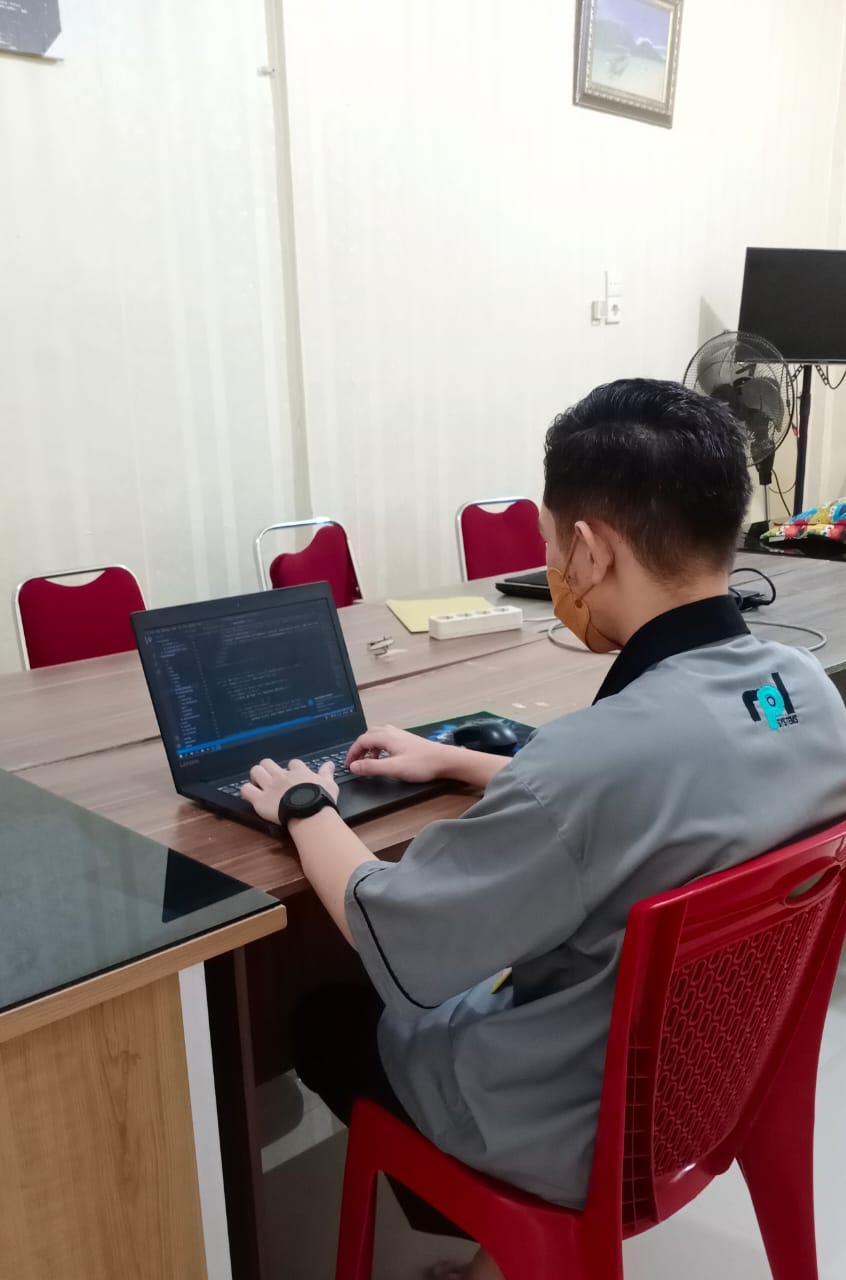 Pelaksanaan Praktek Oleh Siswa Di TEFA